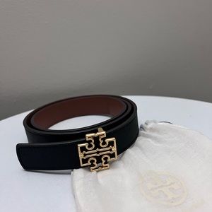 TORY BURCH Reversible Belt with Gold Logo